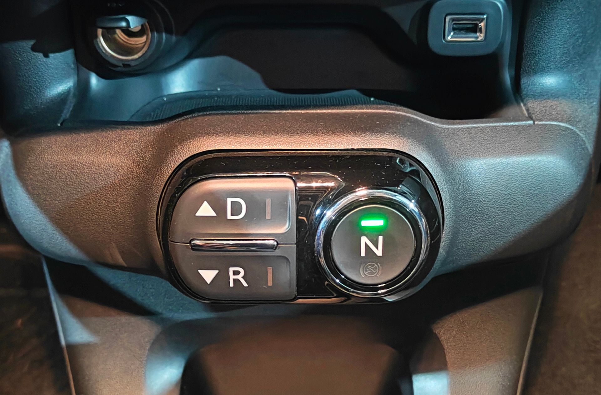 Citroën C4 Cactus BlueHDi 100 Shine ETG6 - foto 5