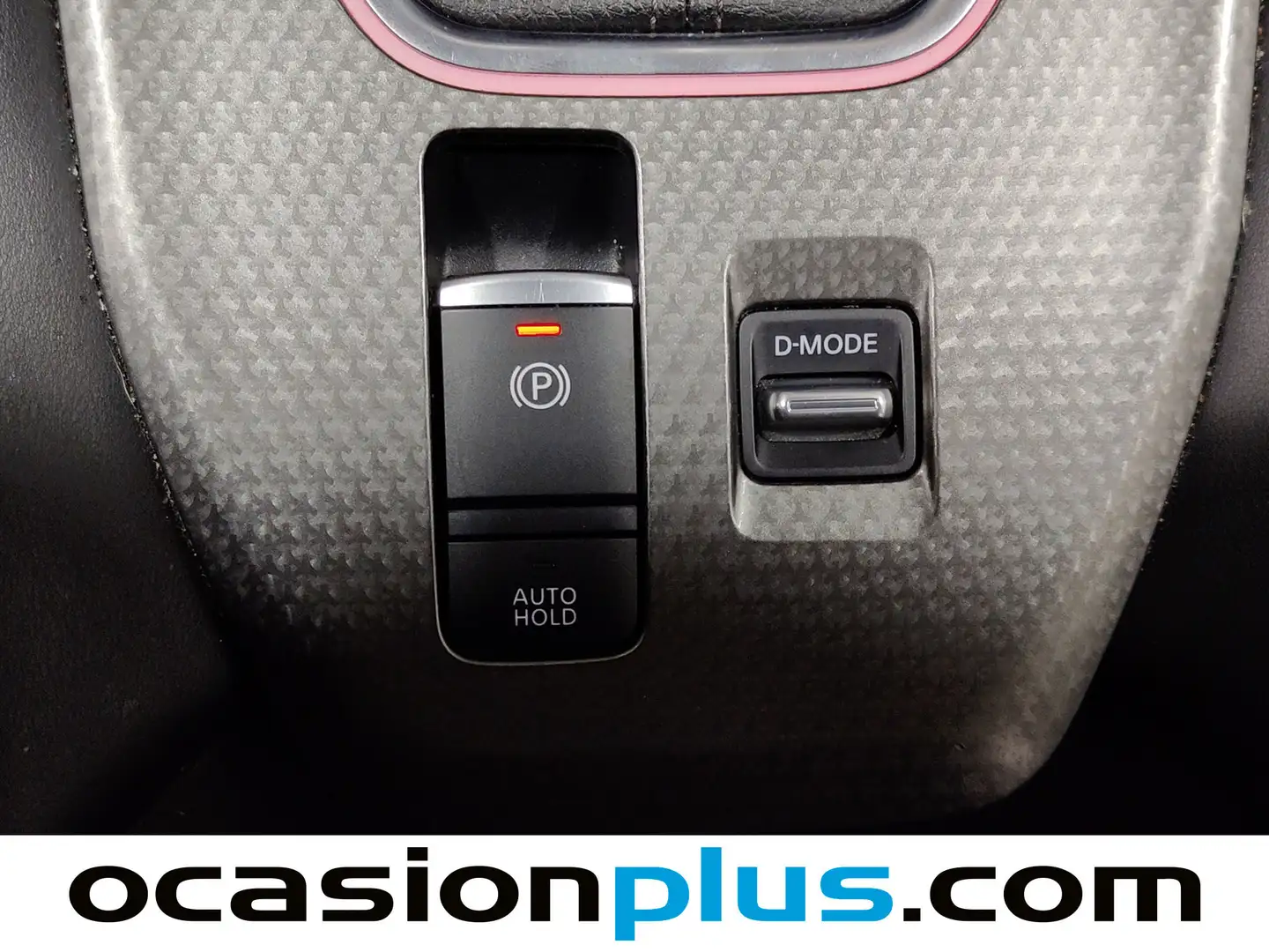 Foto Nissan QASHQAI Nissan Qashqai DIG-T 140 mHEV N-Connecta 4x2 (140 CV)