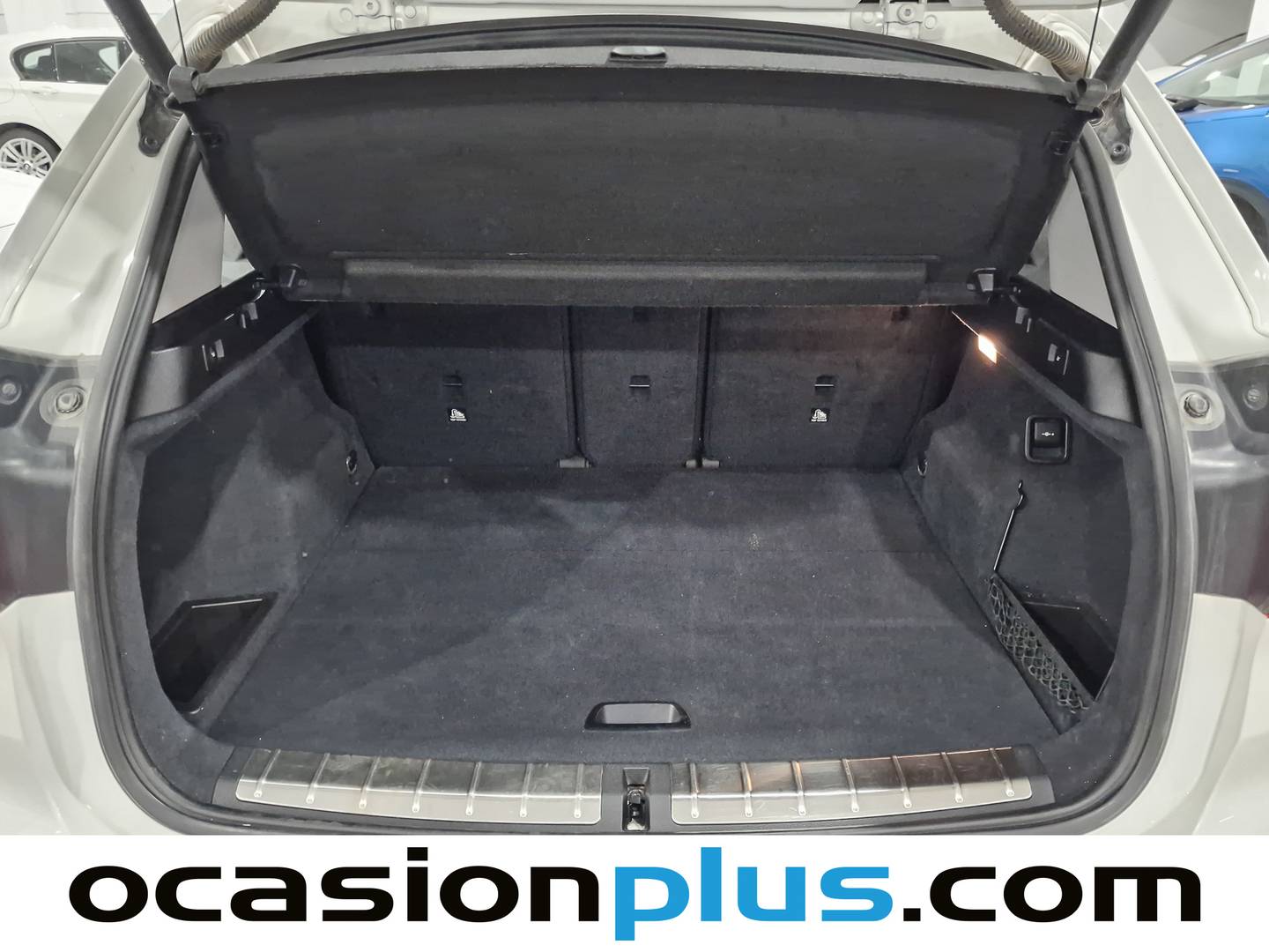 Fotos maletero BMW X1 BMW X1 sDrive18d (150 CV)