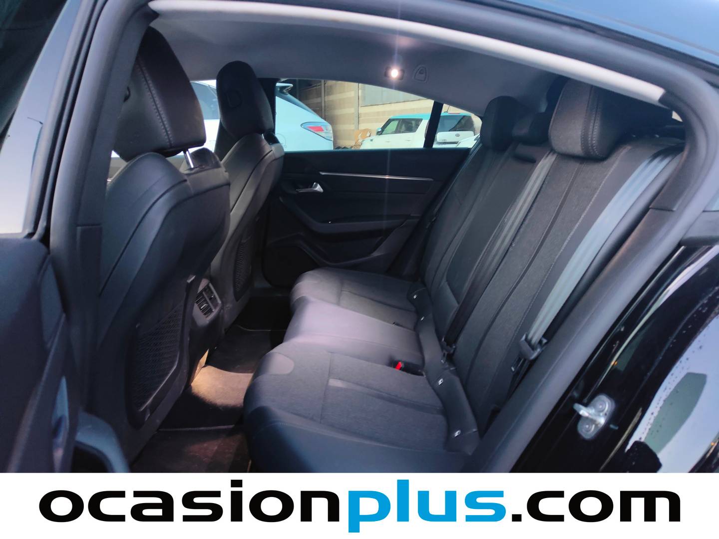 Foto asientos traseros Peugeot 508 Peugeot 508 BlueHDI 130 S&S Allure Pack EAT8 (130 CV)