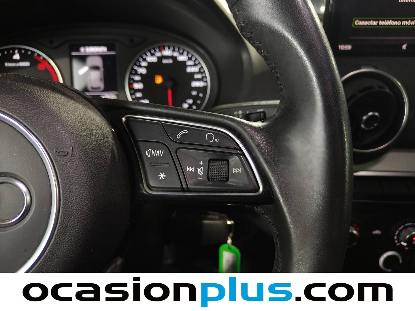 Foto Audi Q2 Audi Q2 Advanced 30 TDI (116 CV)