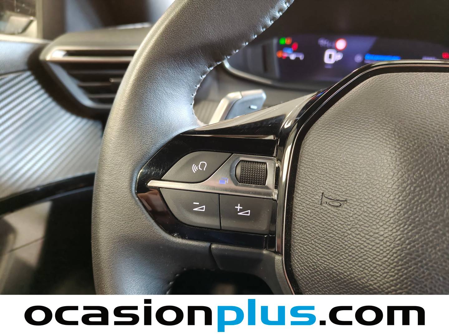 Peugeot 2008 Peugeot 2008 Allure Hybrid eDCS6 (145 CV) km 0