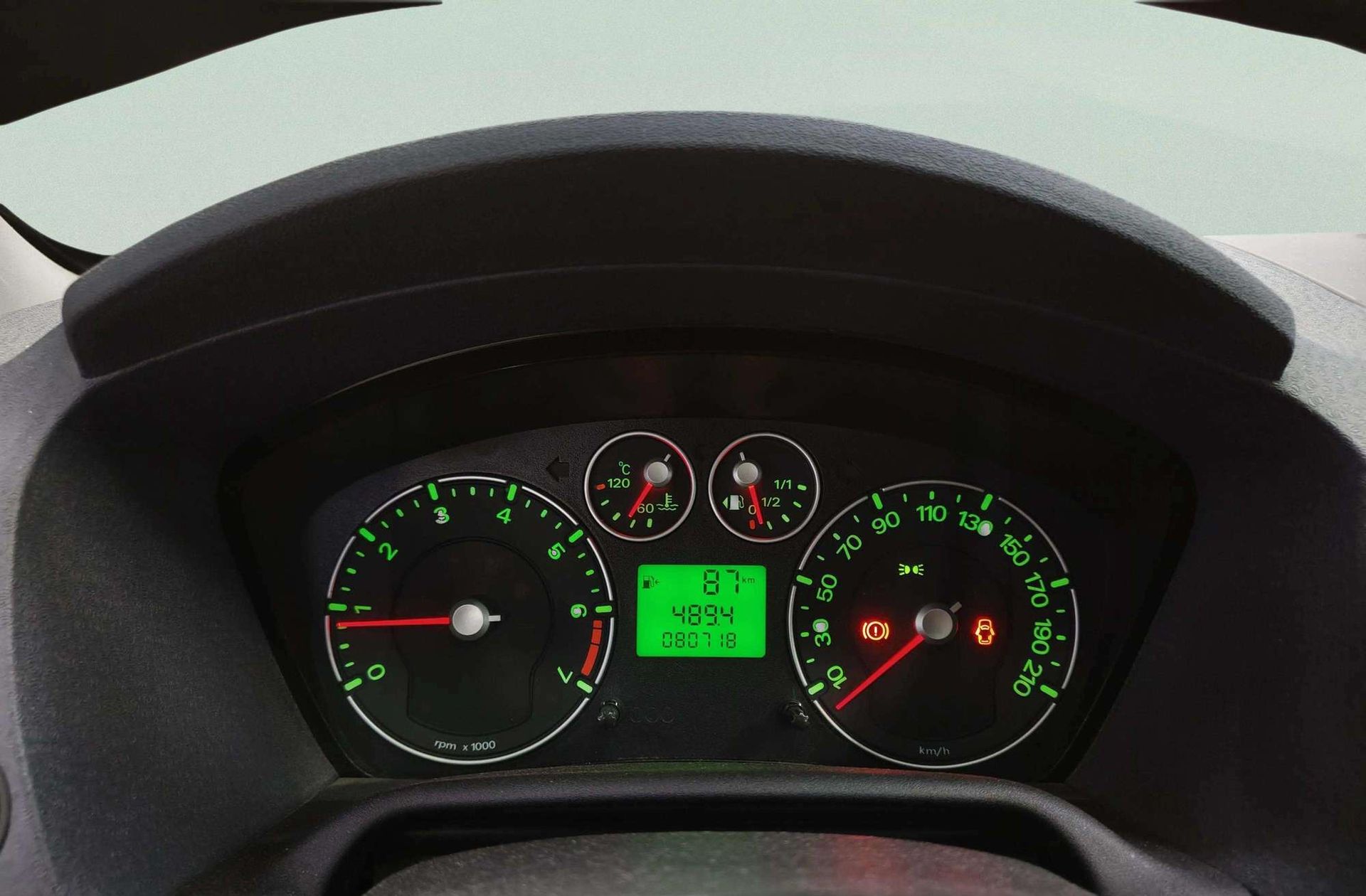 Ford Fusion 1.4 Urban - foto 19