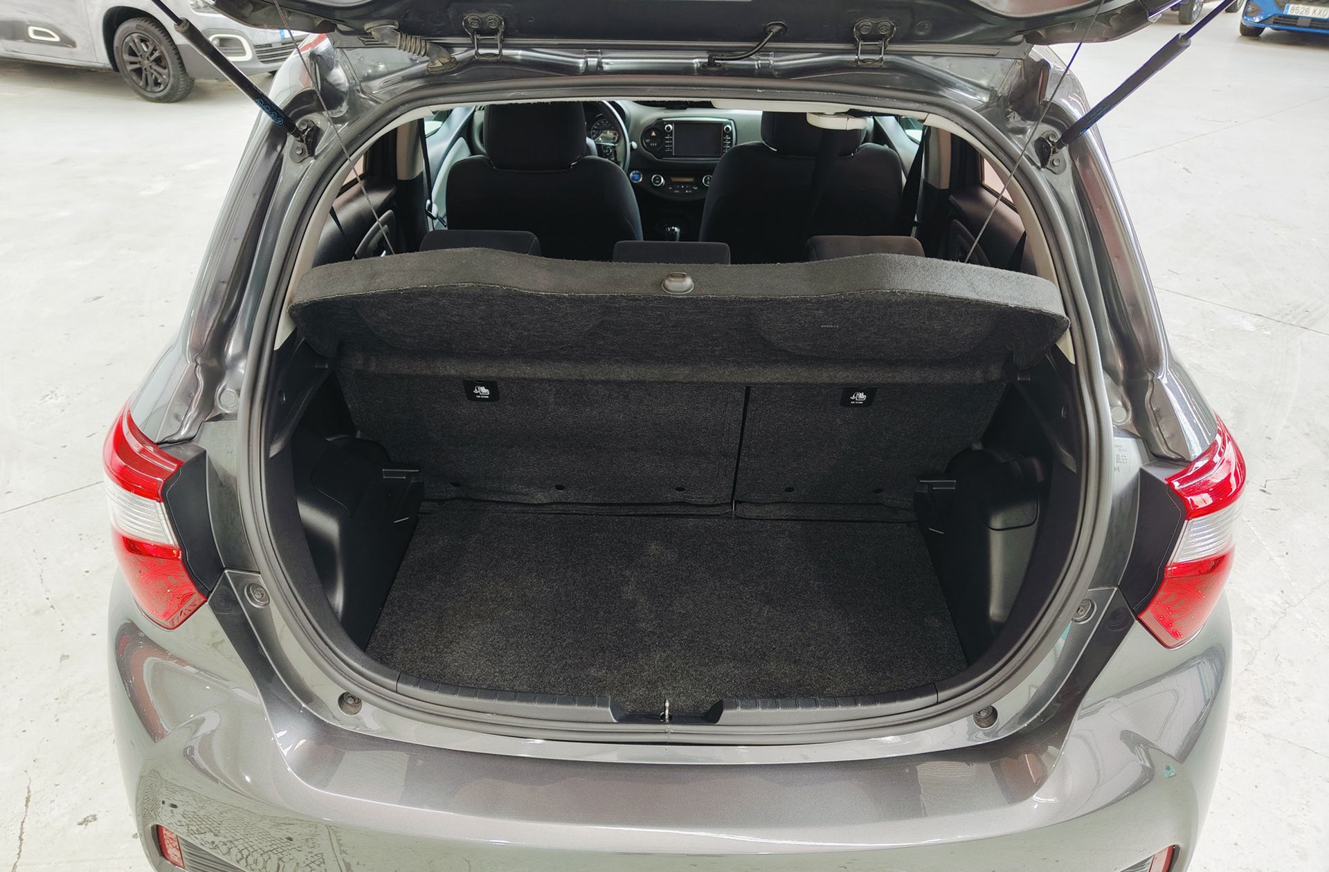 Toyota Yaris 1.5 Hybrid Active - foto 15