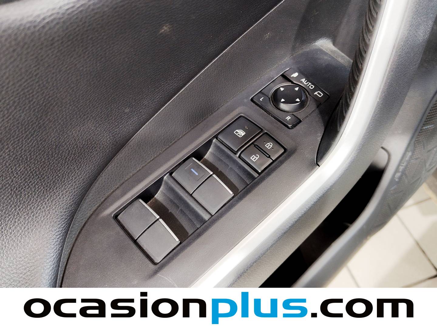 Foto Toyota Rav4 Toyota Rav4 2.5l hybrid Advance (218 CV)