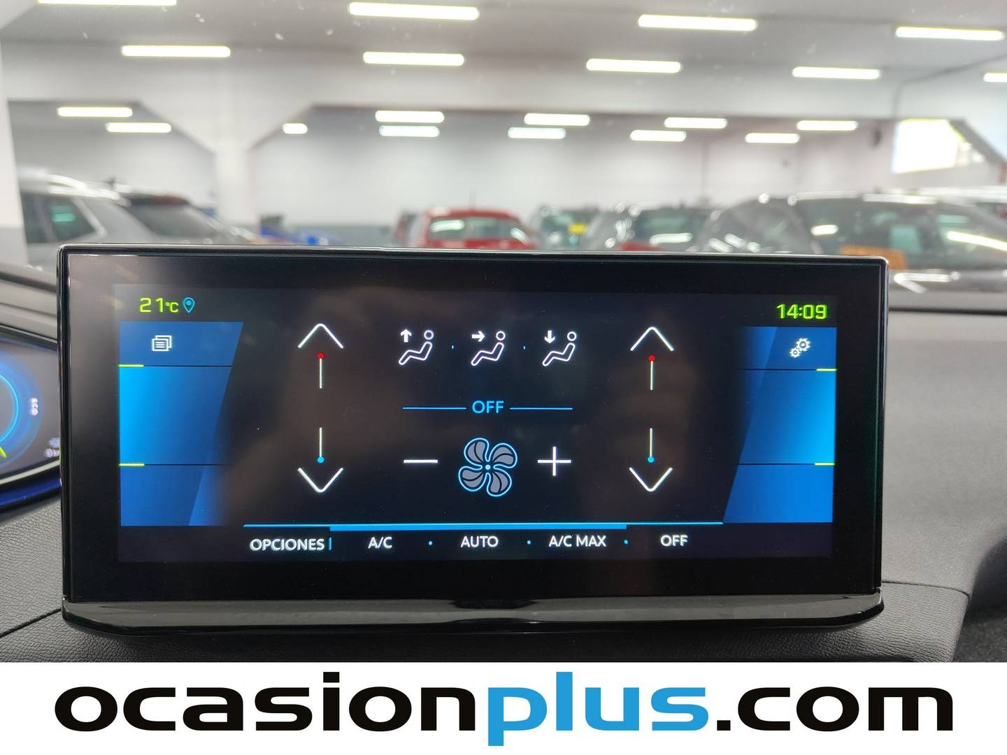 Foto Peugeot 3008 Hybrid Peugeot 3008 Hybrid 300 Allure Pack e-EAT8 (300 CV)