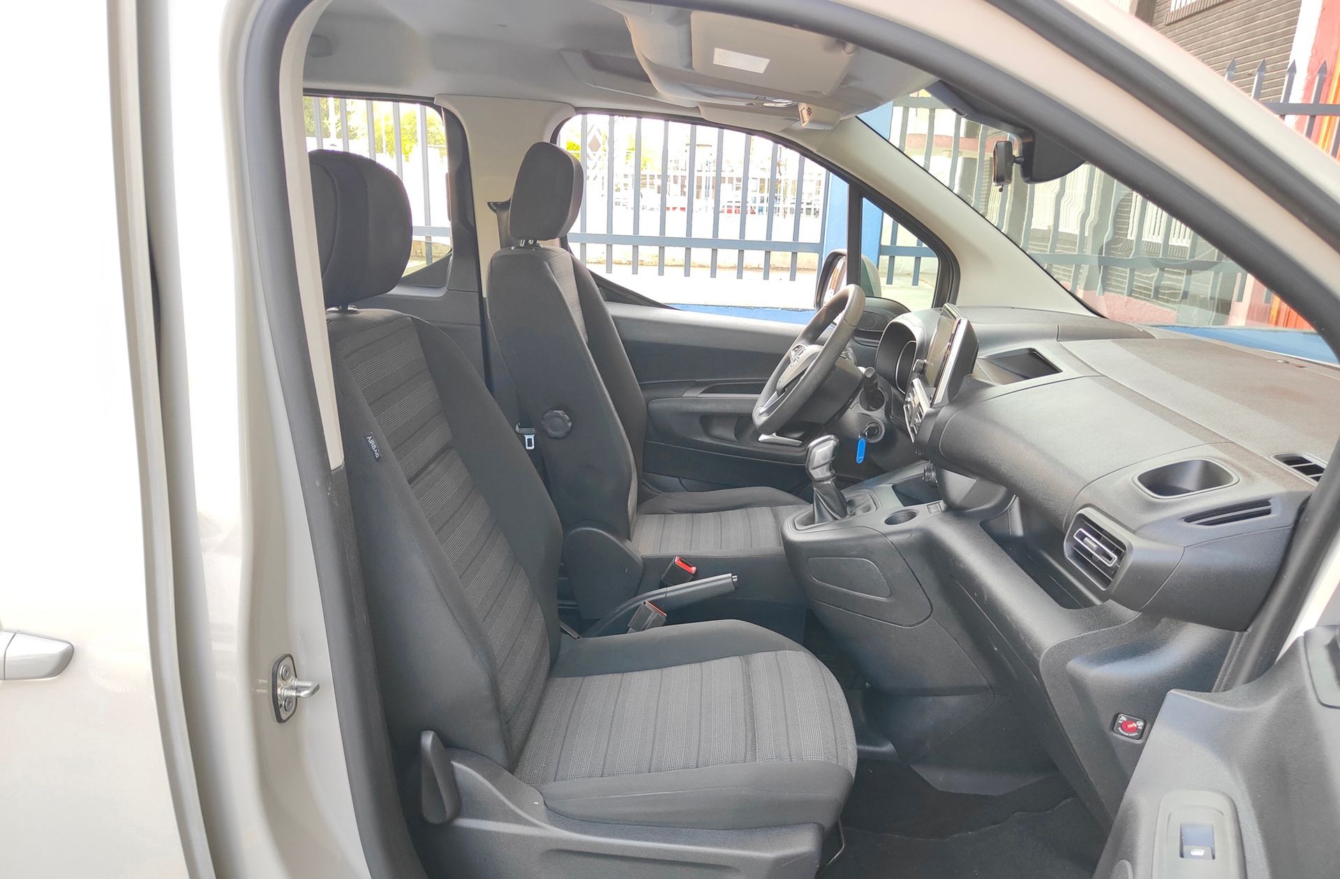 Opel Combo 1.5 TD Selective L - foto 15