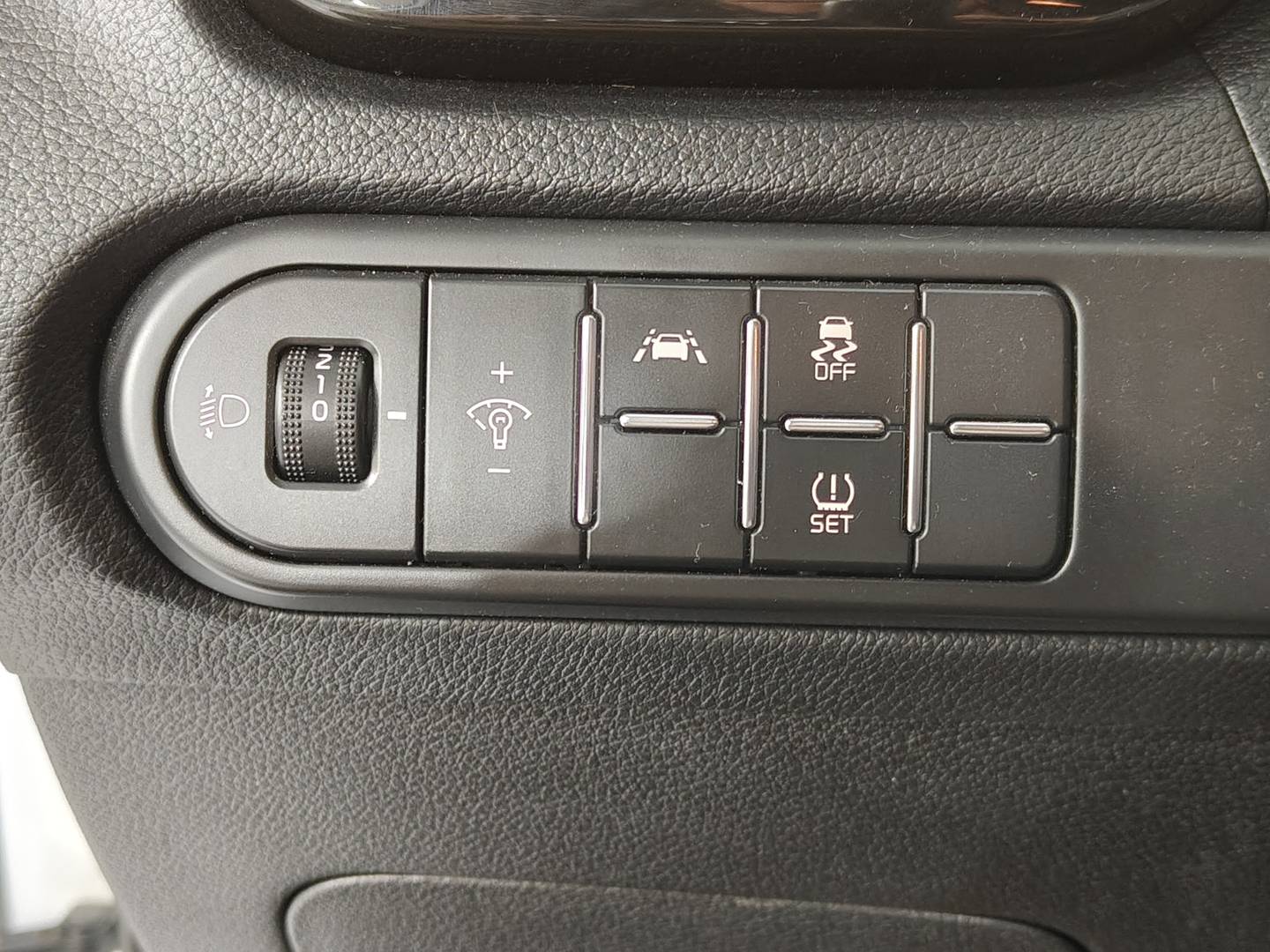 Foto KIA XCeed Kia XCeed 1.6 CRDi Tech DCT (136 CV)