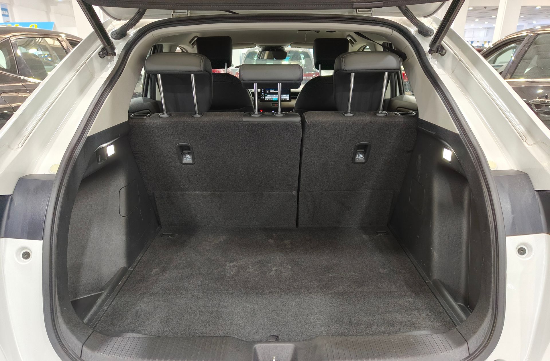 Honda HR-V 1.5 i-MMD Advance 4x2 - foto 17