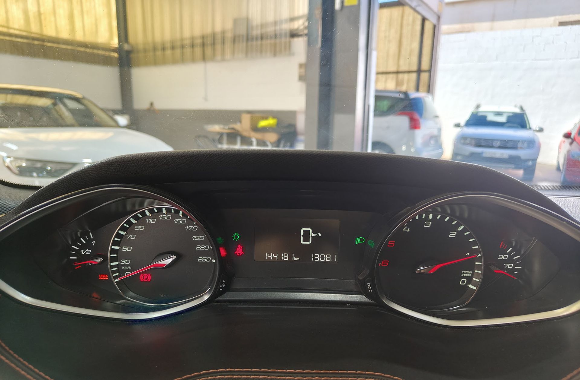 Peugeot 308 SW 2.0 BlueHDi GT Line - foto 24
