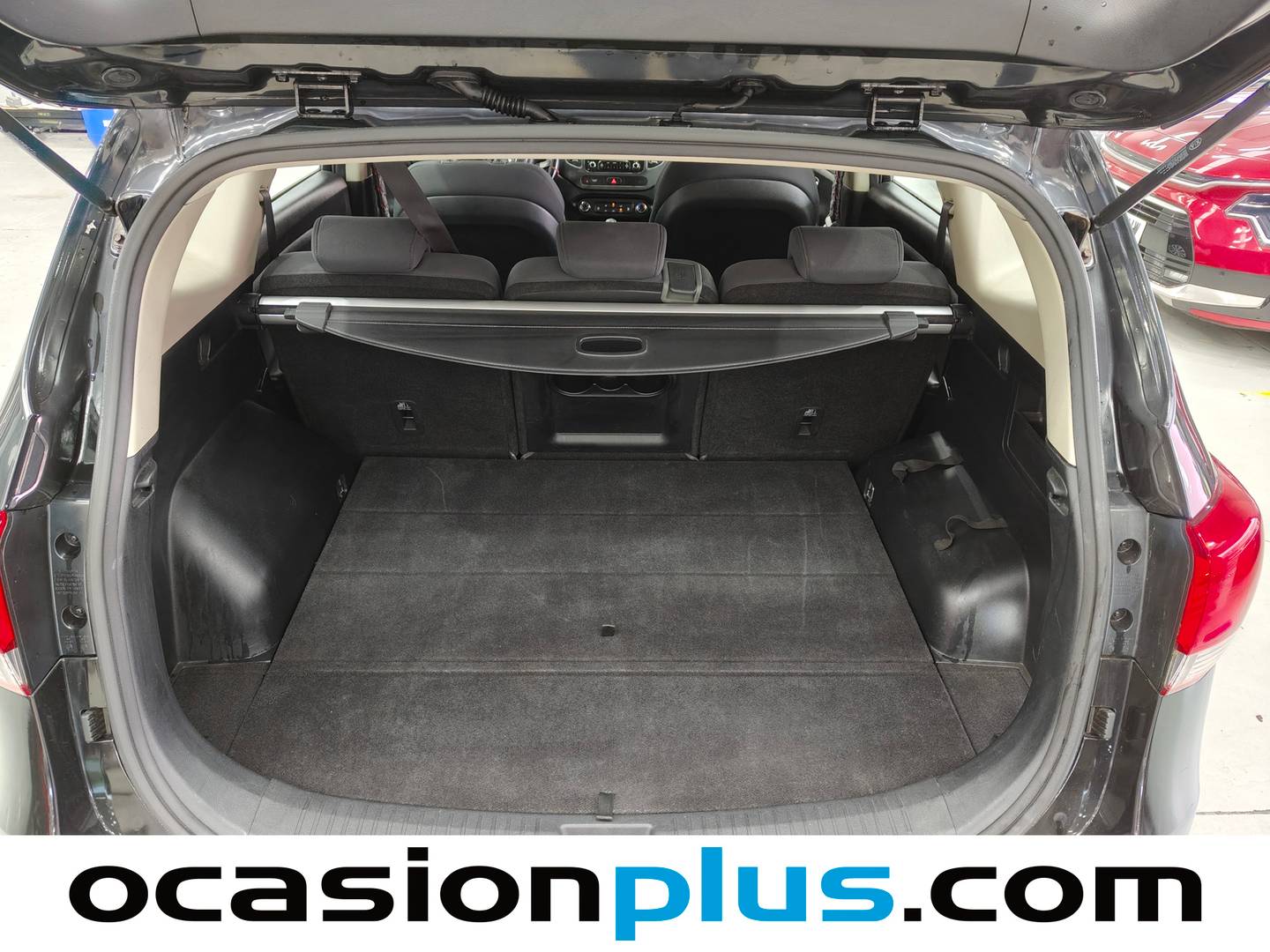 Fotos maletero KIA Carens KIA Carens 1.6 GDi Concept (135 CV)