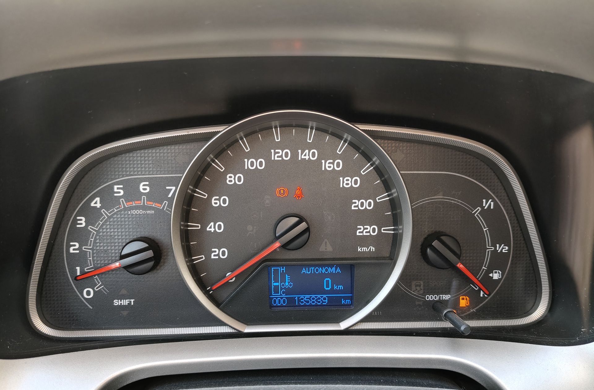 Toyota RAV4 120D Advance 4x2 - foto 21
