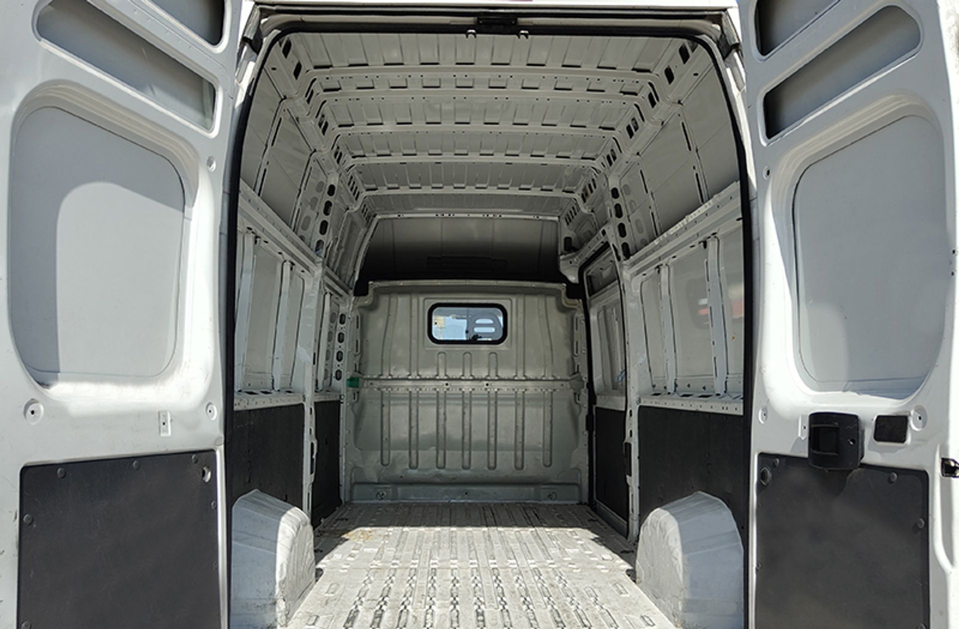 Fiat Ducato Furgón 35 Largo T.Sup Alto N.Power - foto 13