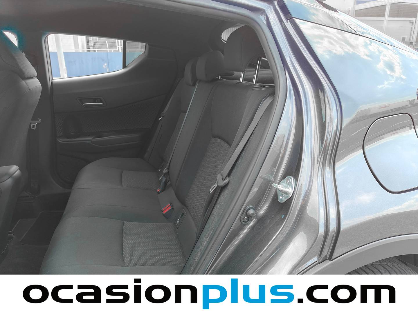 Foto asientos traseros Toyota C-HR Toyota C-HR 1.8 125H Advance (122 CV)