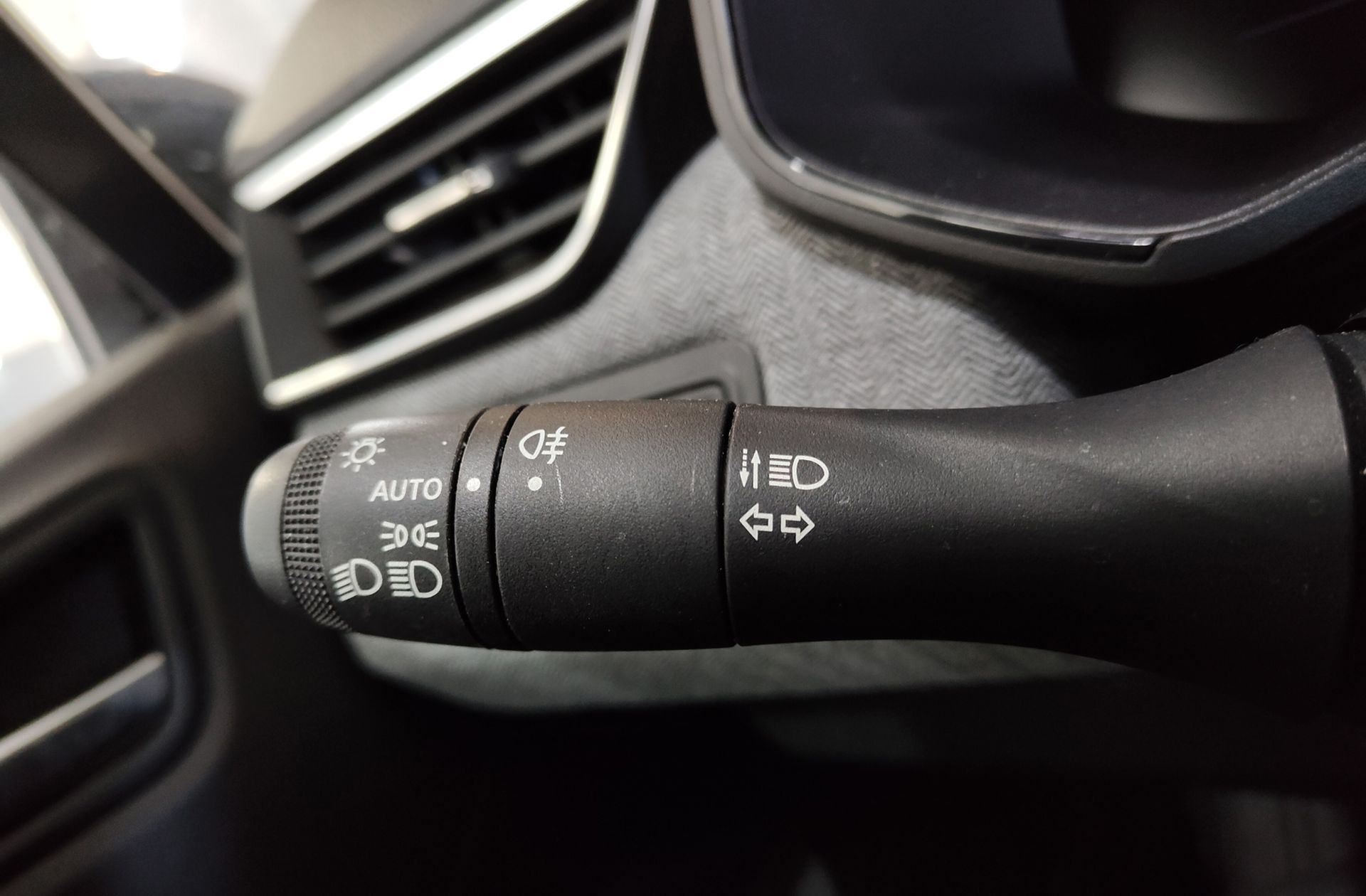 Renault Clio Techno E-Tech Híbrido - foto 25