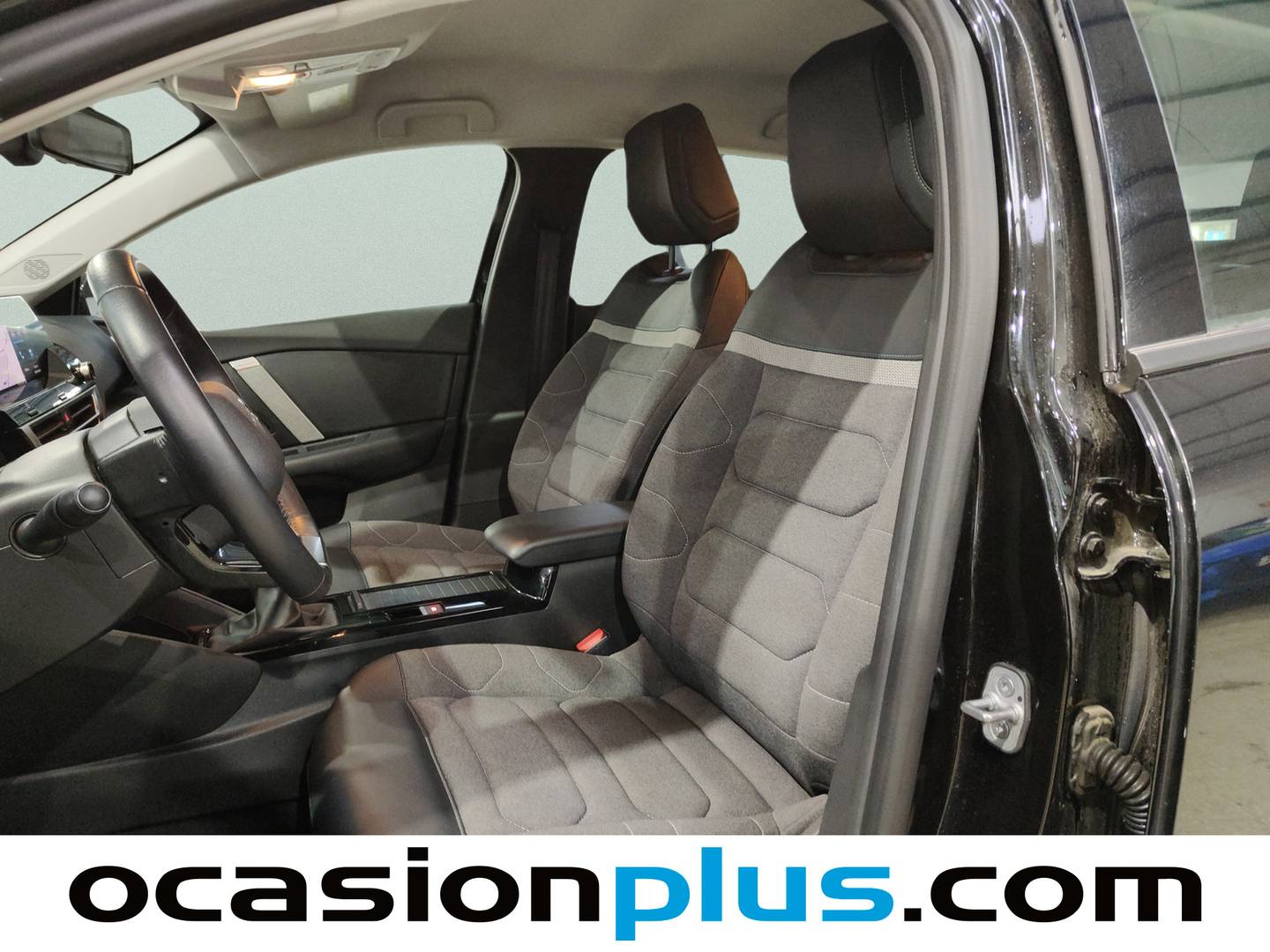 Foto Citroën C4 Citroen C4 PureTech 130 S&S 6v Feel Pack (130 CV)