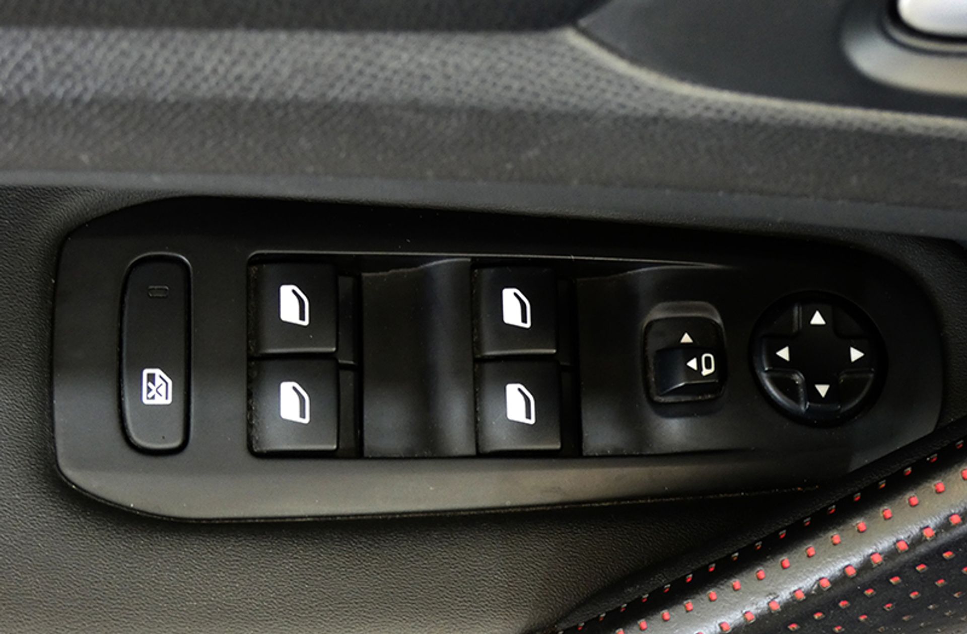 Peugeot 308 SW PureTech 130 GT Line EAT8 - foto 41