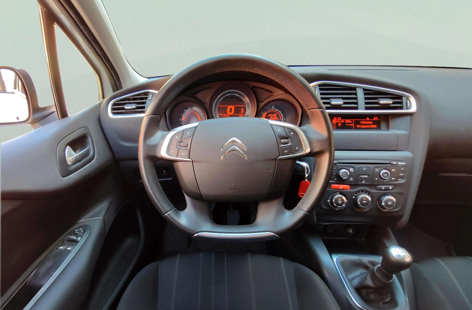 Citroën C4 1.6 HDi Tonic - foto 18