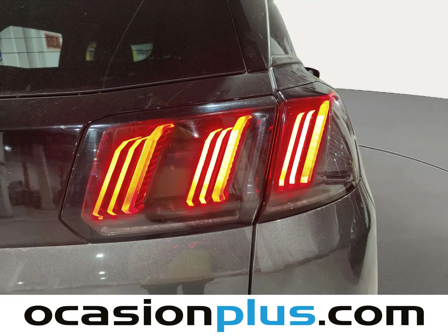 Foto Peugeot 3008 Hybrid Peugeot 3008 Hybrid 300 Allure Pack e-EAT8  (300 CV)