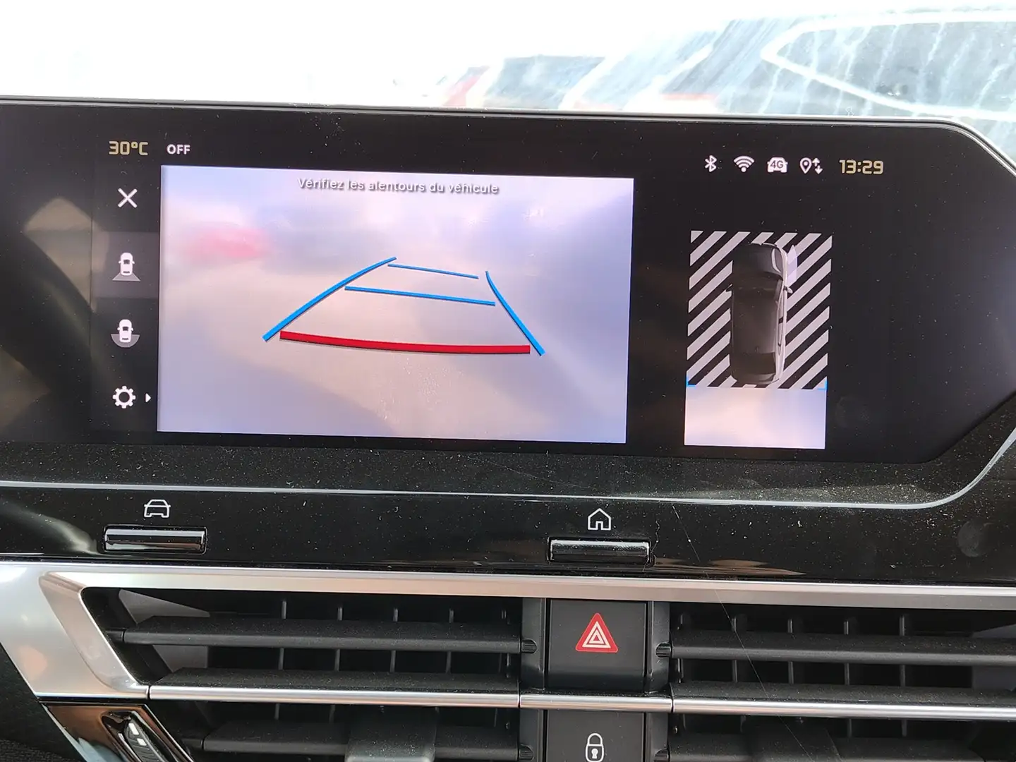 Foto Citroën C4 X Citroen C4 X 1.2 PureTech 130 S&S Shine EAT8 (131 CV)