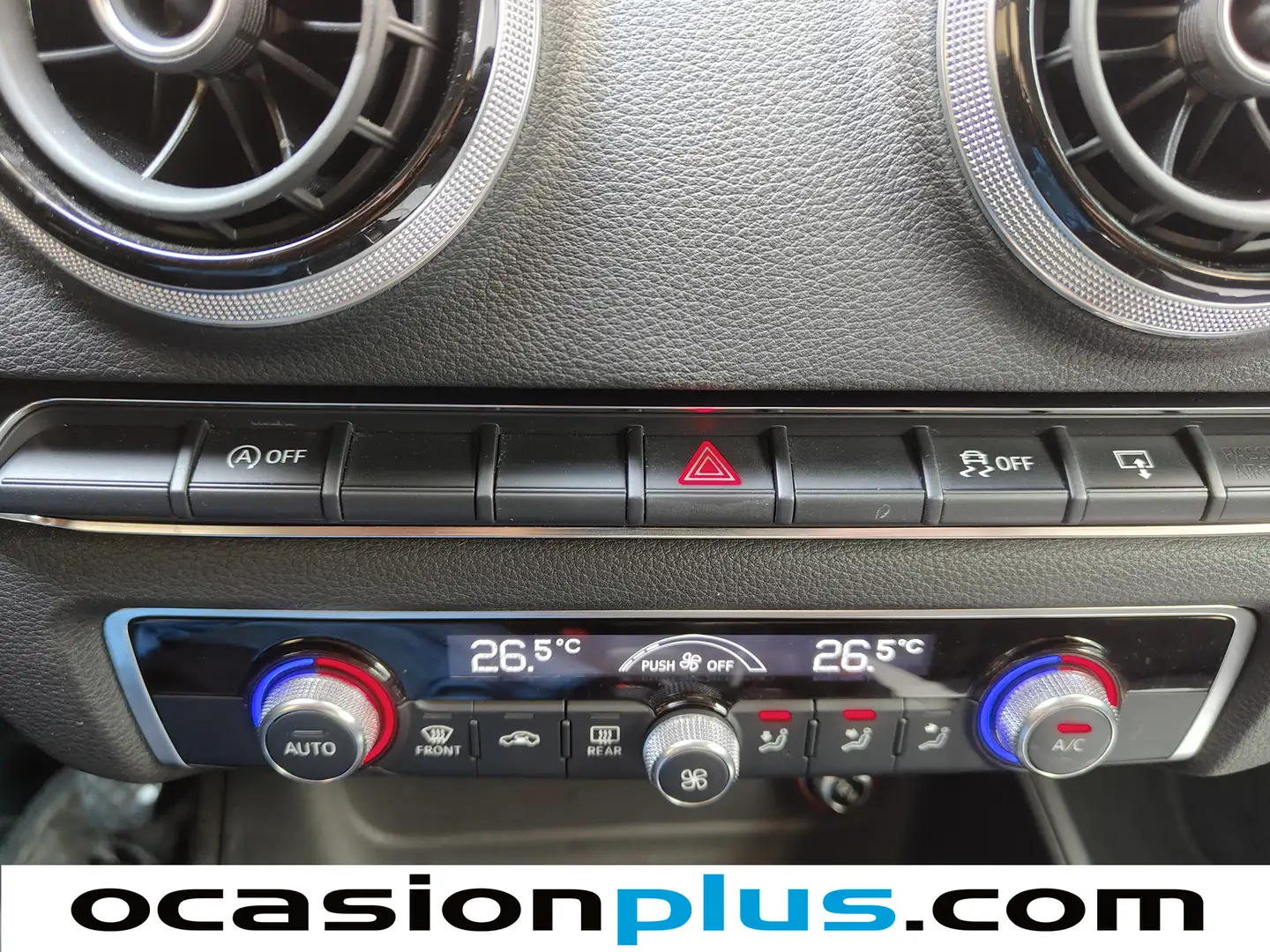 Foto Audi A3 Audi A3 Sportback Sportback Attraction Edición especial 1.6 TDI (105 CV)