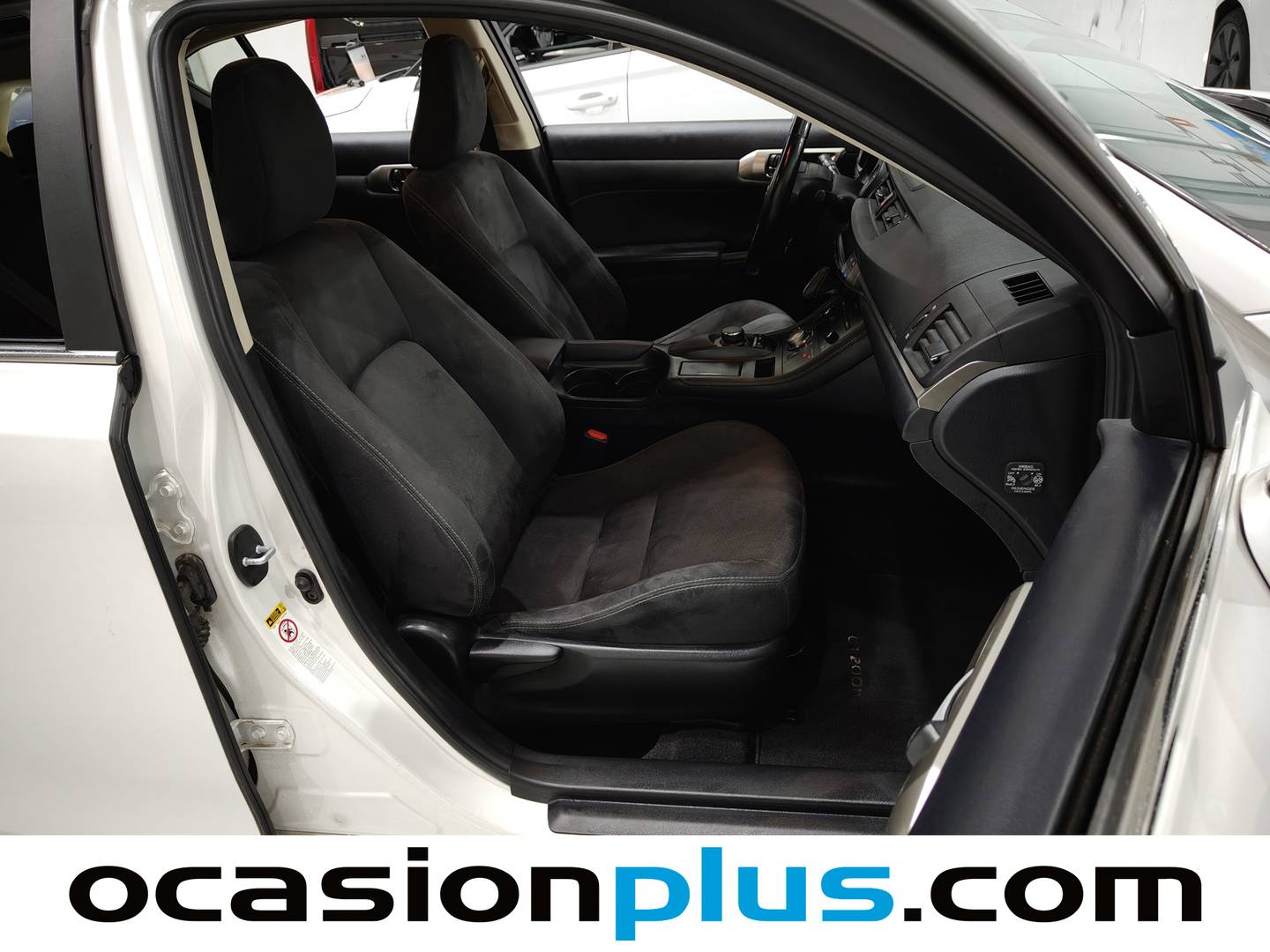 Foto Lexus CT Lexus CT 200h Business  (136 CV)