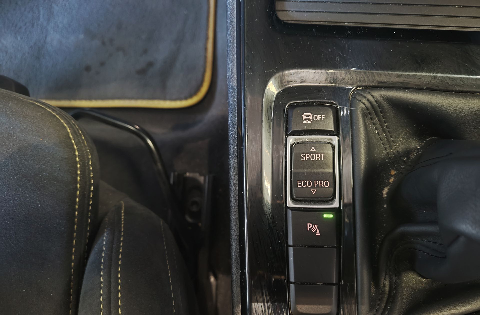 BMW X2 sDrive18i - foto 32