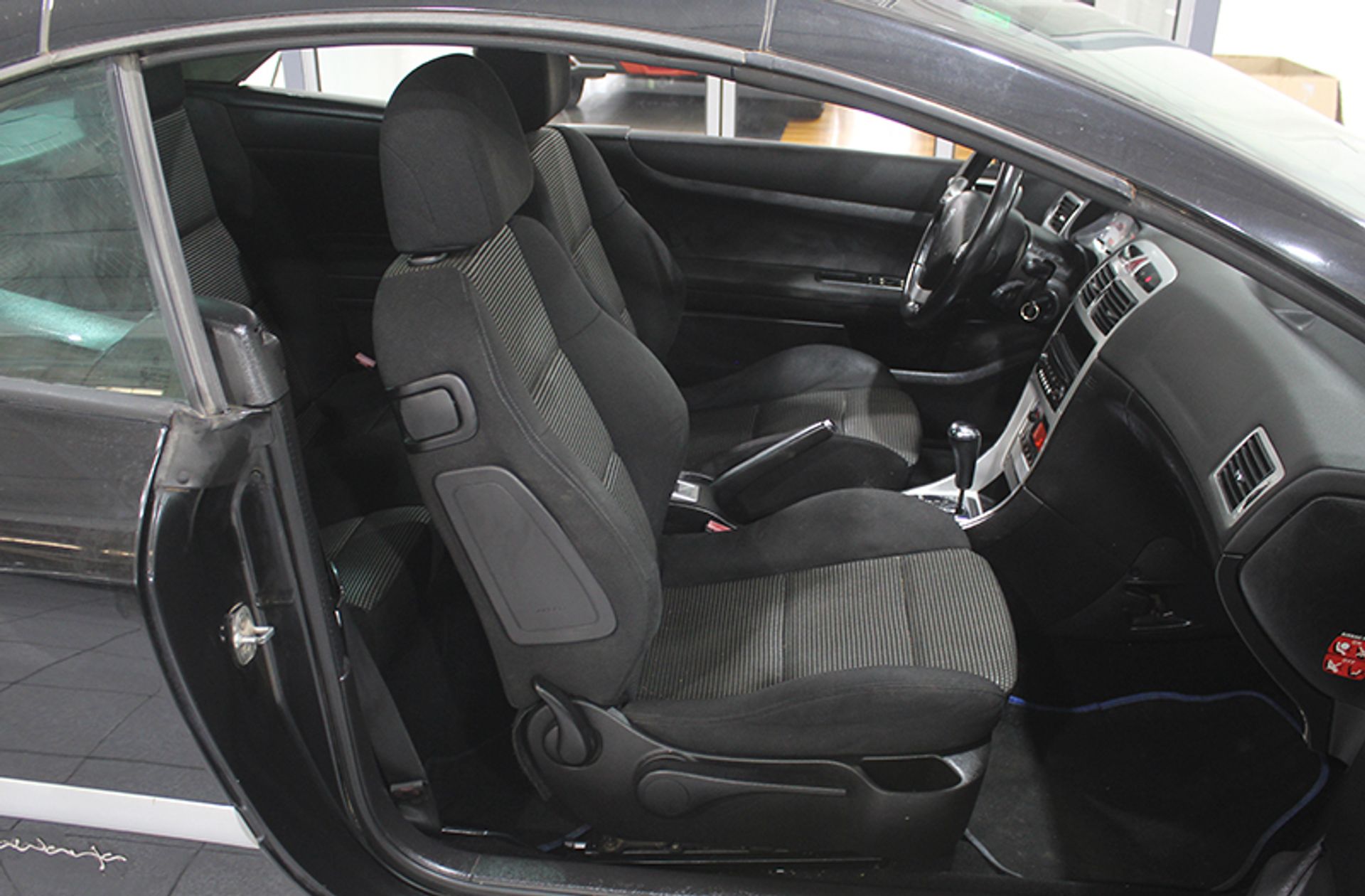 Peugeot 307 2.0 16v - foto 15