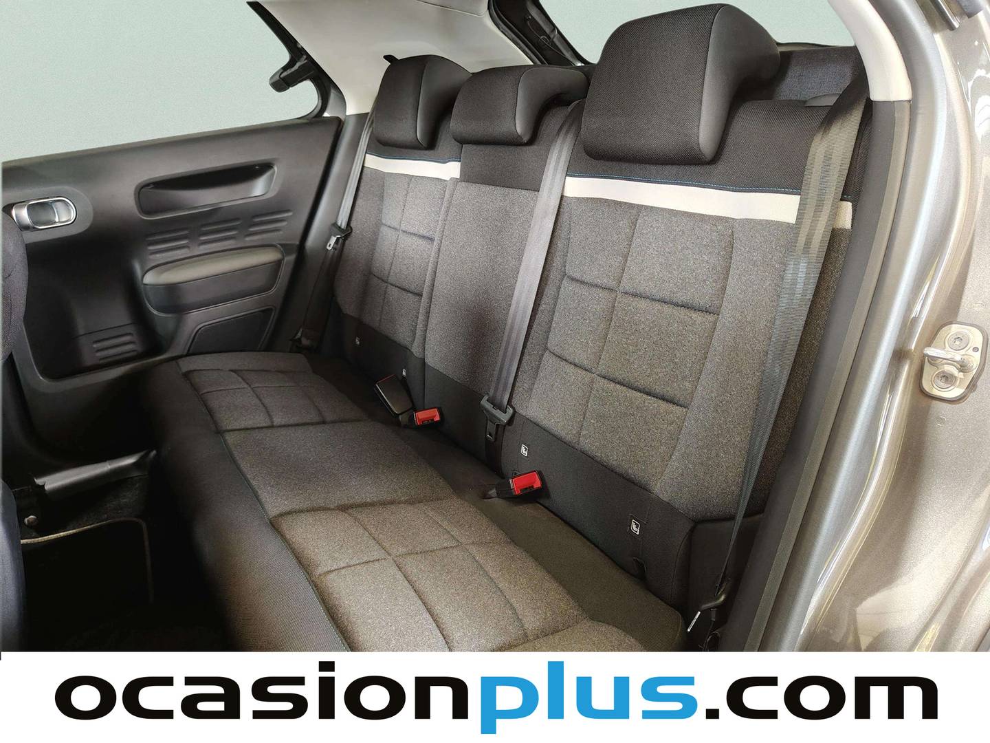 Foto asientos traseros Citroën C4 Cactus Citroën C4 Cactus BlueHDi 100 S&S Shine (102 CV)