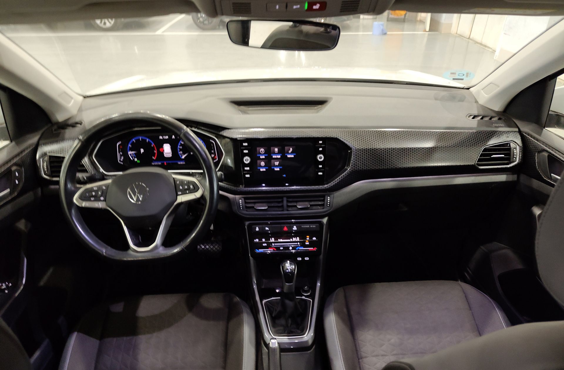Volkswagen T-Cross Sport 1.5 TSI DSG - foto 6
