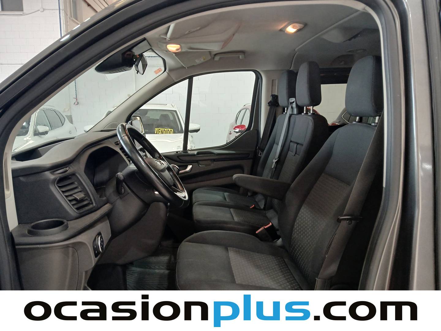 Foto asientos traseros Ford Transit Custom Ford Transit Custom Kombi 2.0 TDCI MHEV 320 L1 Trend (130 CV) 9 Plazas