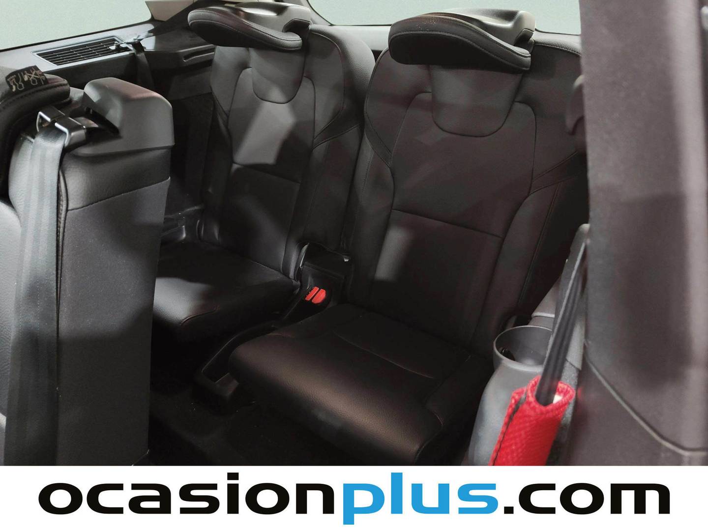 Extras y acabados del Volvo XC90 Volvo XC90 B5 D Momentum Pro AWD Auto (235 CV) 4x4 7 Plazas