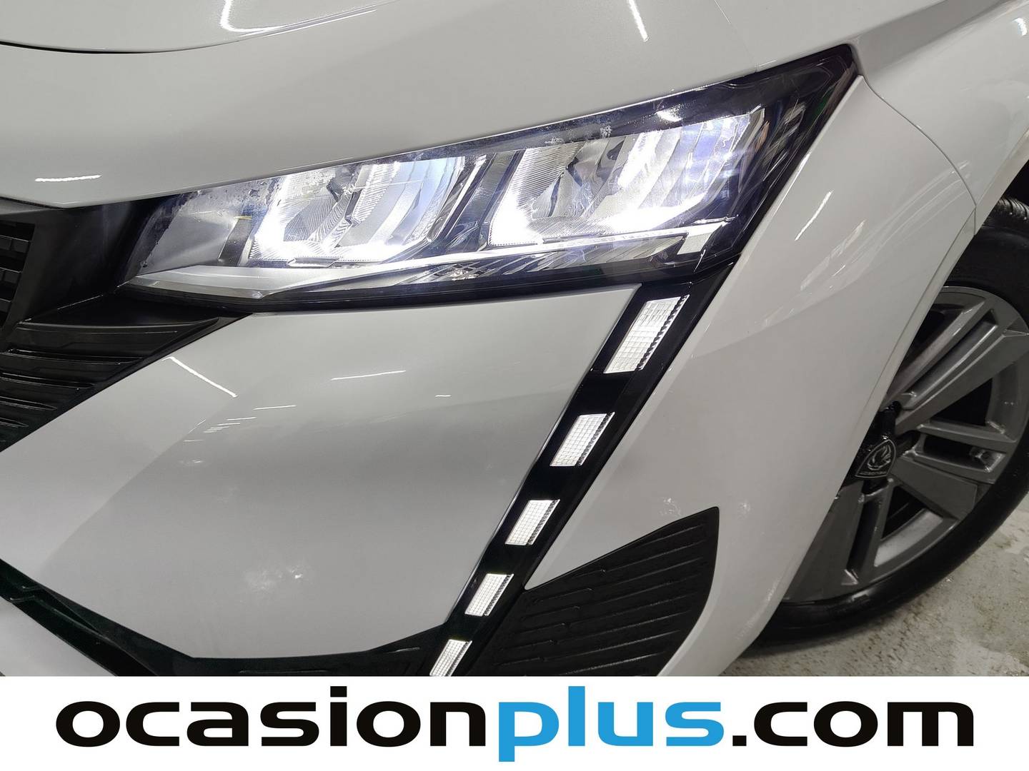 Foto Peugeot 308 Peugeot 308 PureTech 130 S&S Active Pack EAT8  (130 CV)