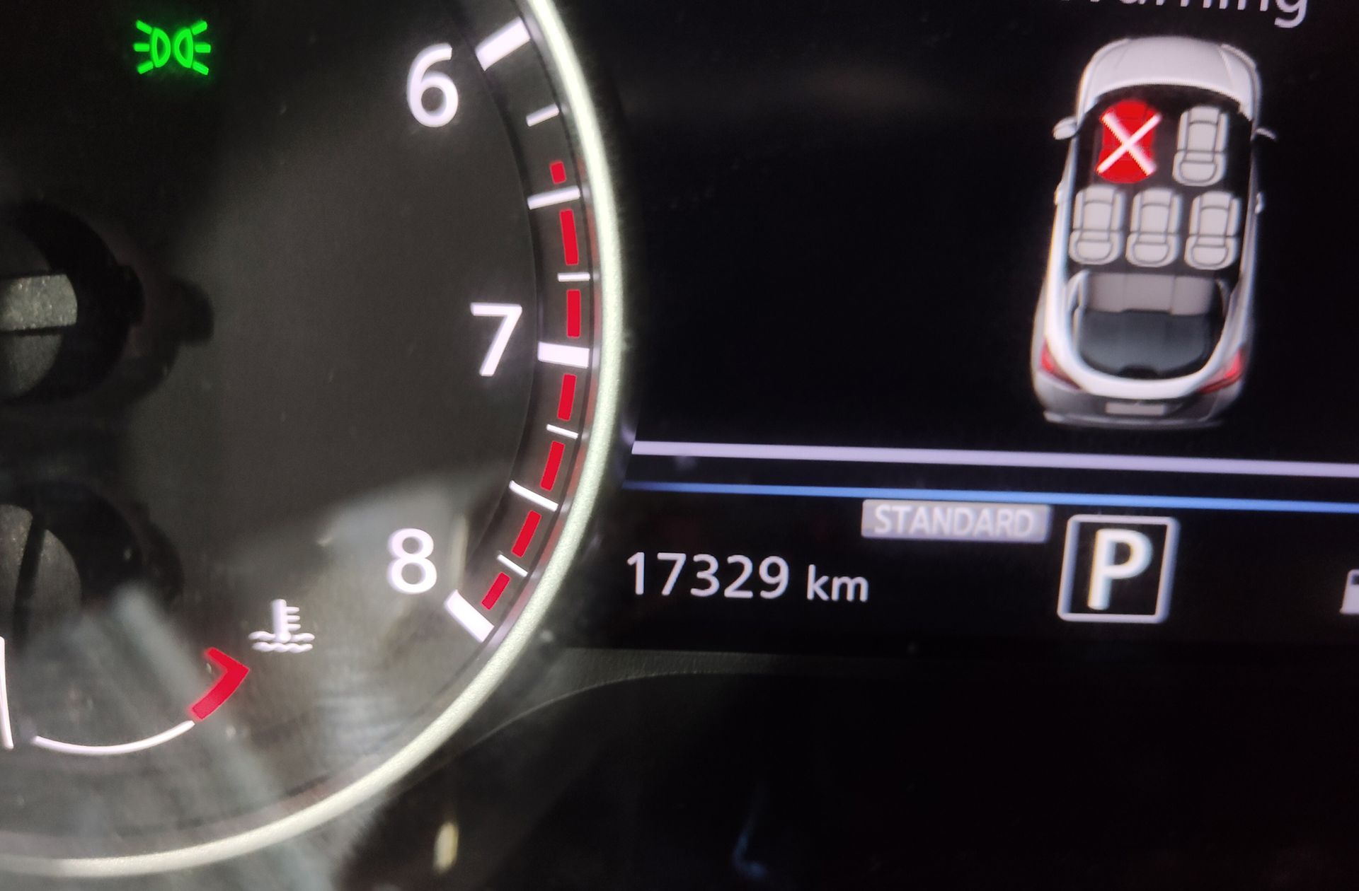 Nissan Juke DIG-T Acenta DCT - foto 9