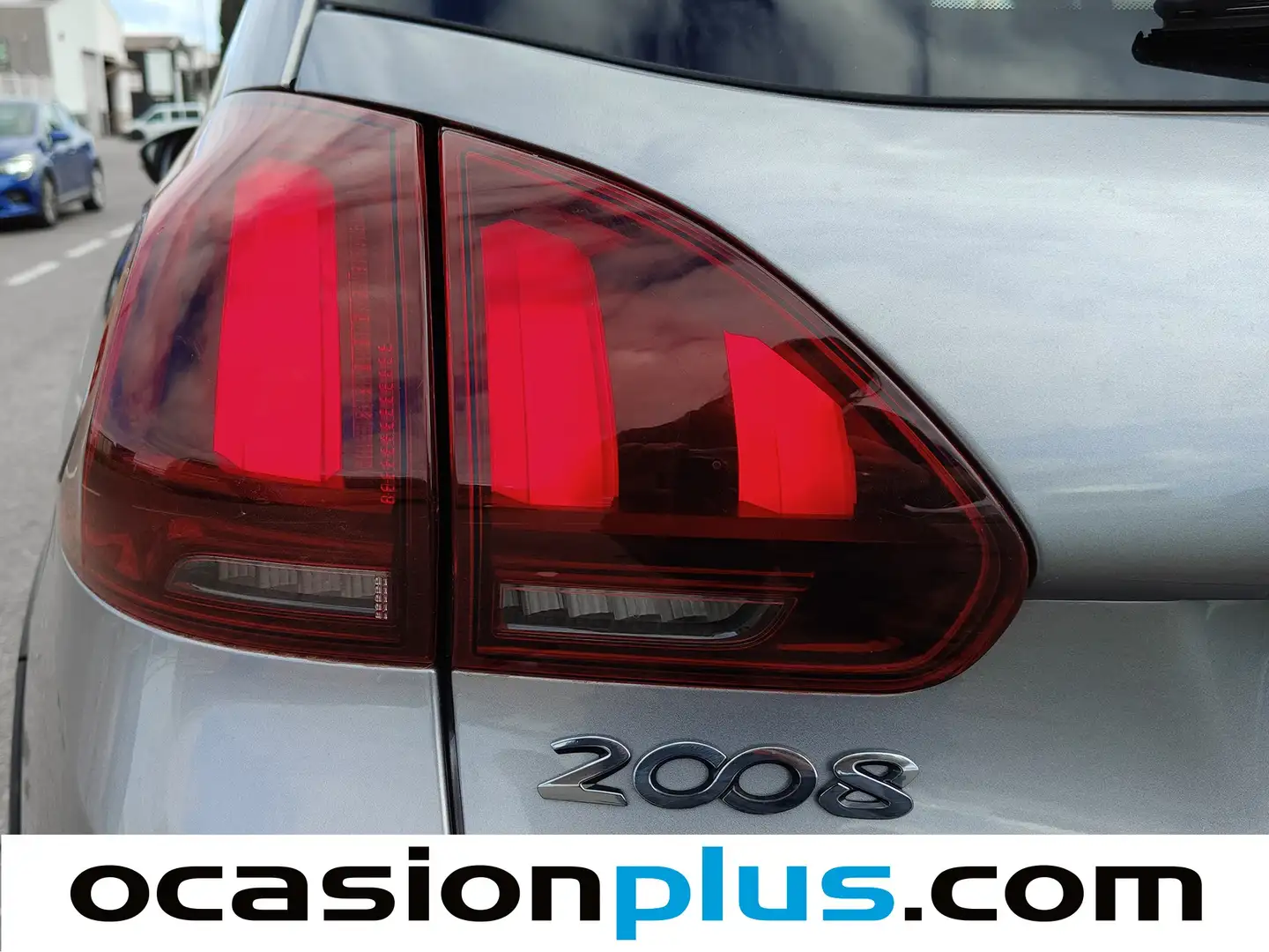 Foto Peugeot 2008 Peugeot 2008 BlueHDi 100 Allure (100 CV)