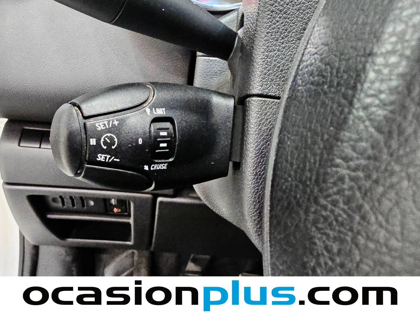 Extras y acabados del Peugeot 5008 Peugeot 5008 1.6 VTi Access (120 CV)