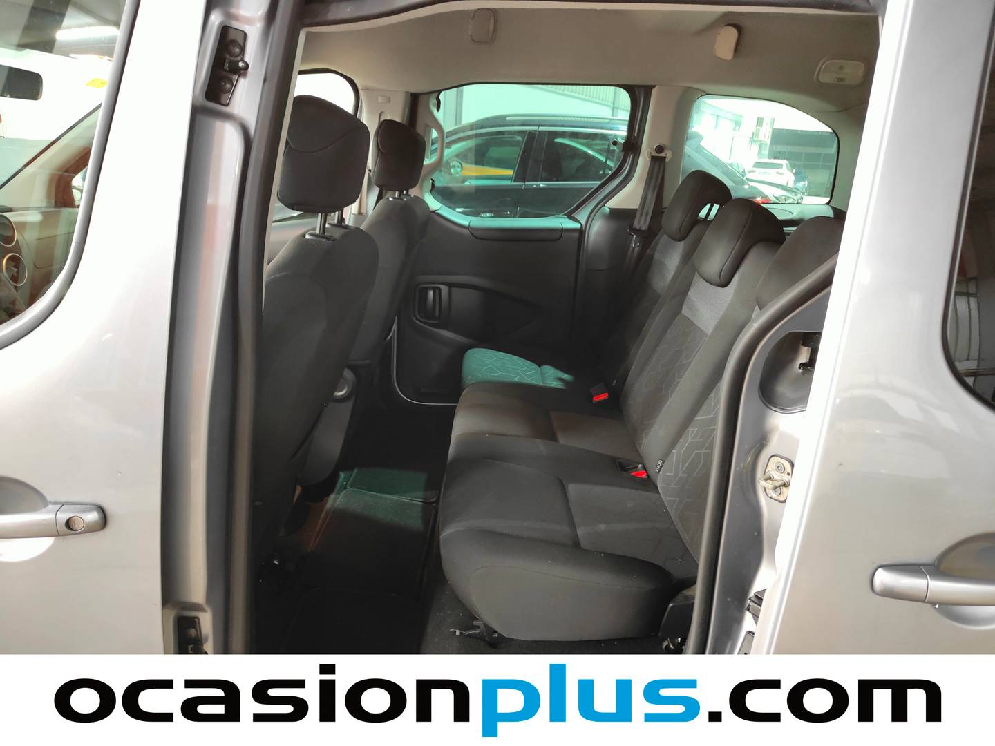 Foto asientos traseros Peugeot Partner Peugeot Partner Tepee Combi 1.2 PureTech Active  (110 CV)