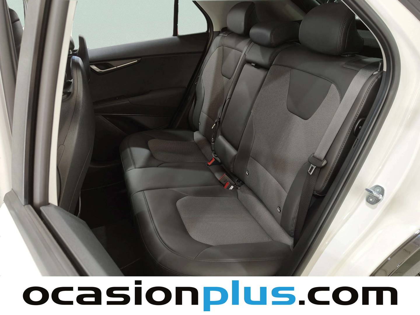 Foto asientos traseros KIA Niro KIA Niro 1.6 GDi HEV Híbrido Drive (141 CV)