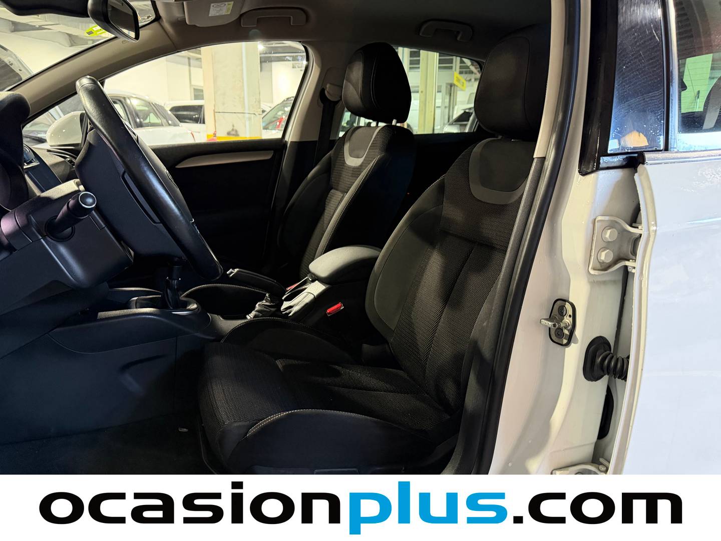 Foto Citroën C4 Citroen C4 PureTech 110 Tonic  (110 CV)