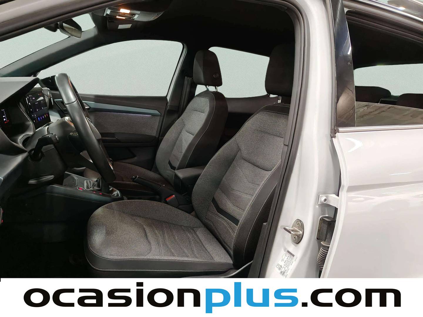 Foto asientos delanteros Seat Arona Seat Arona 1.0 TSI Xperience XL (110 CV)