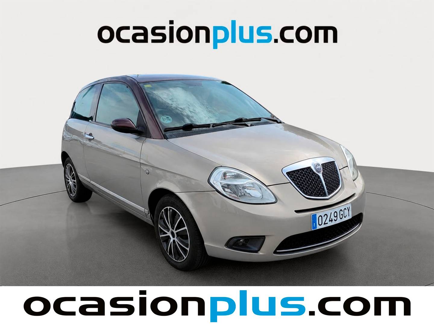 Foto delantera Lancia Ypsilon Lancia Ypsilon 1.3 JTD Platino (90 CV) derecha