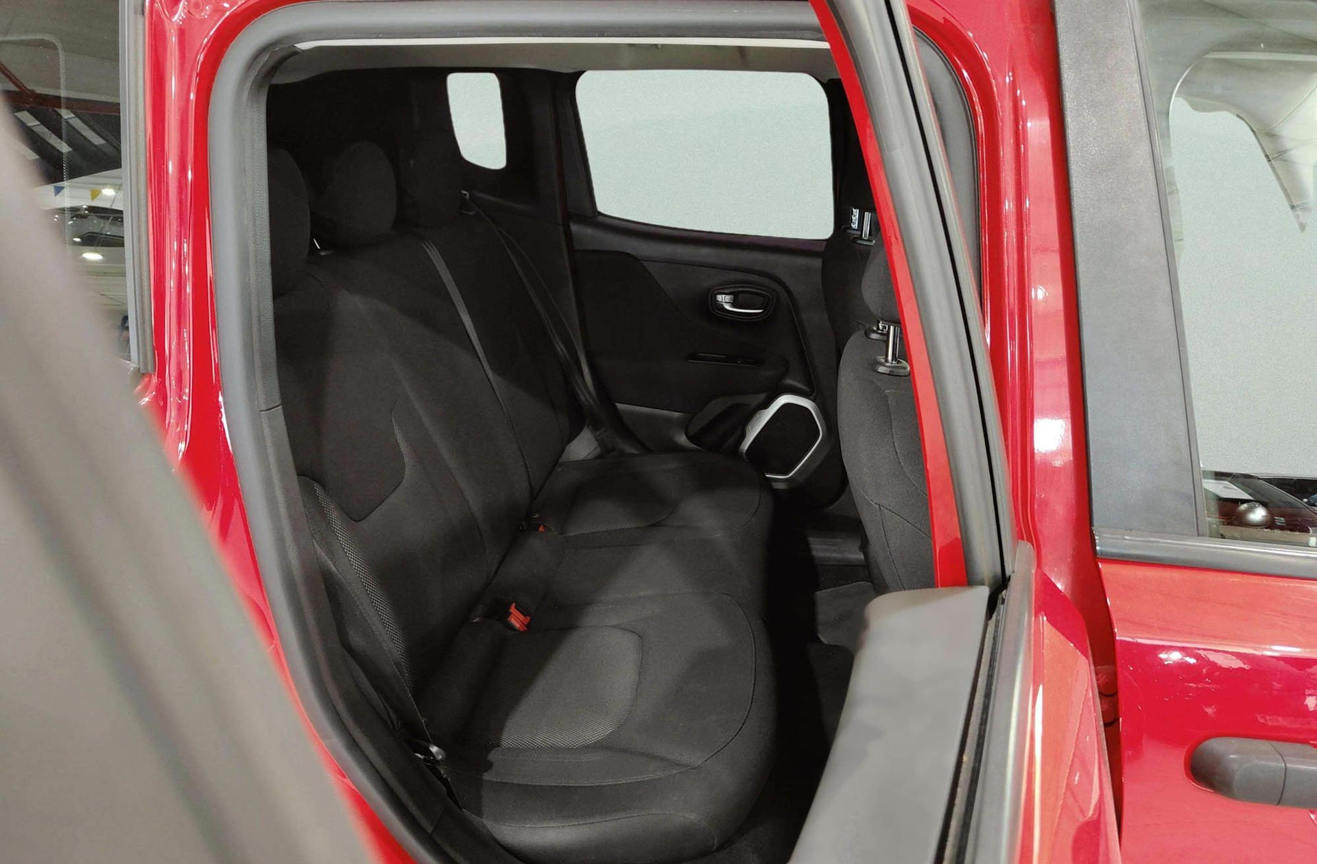 Jeep Renegade 1.6 MultiJet Sport 4x2 - foto 15