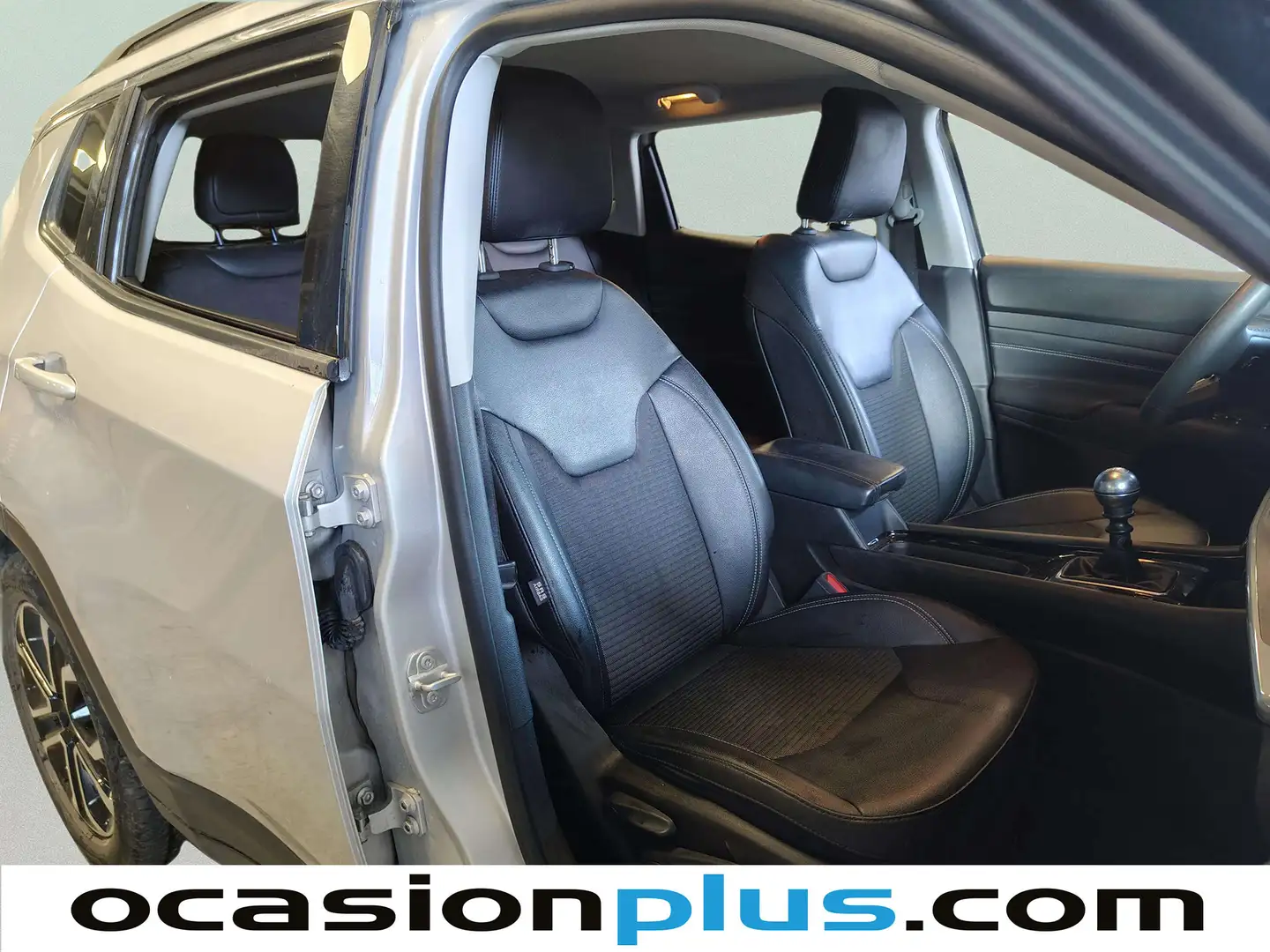 Foto Jeep Compass Jeep Compass 1.3 Gse Limited 4x2 FWD (130 CV)