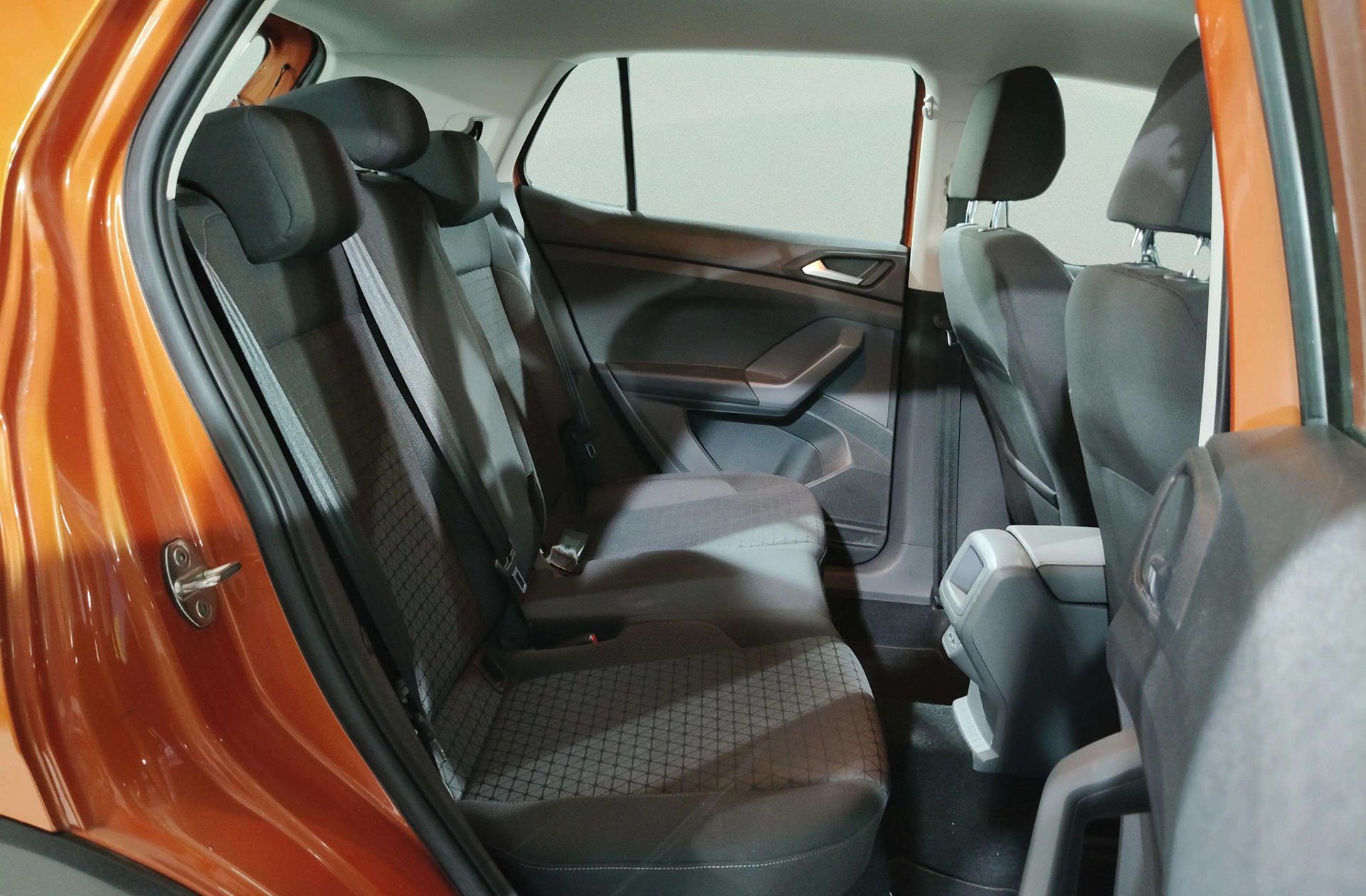 Volkswagen T-Cross Advance 1.0 TSI - foto 17