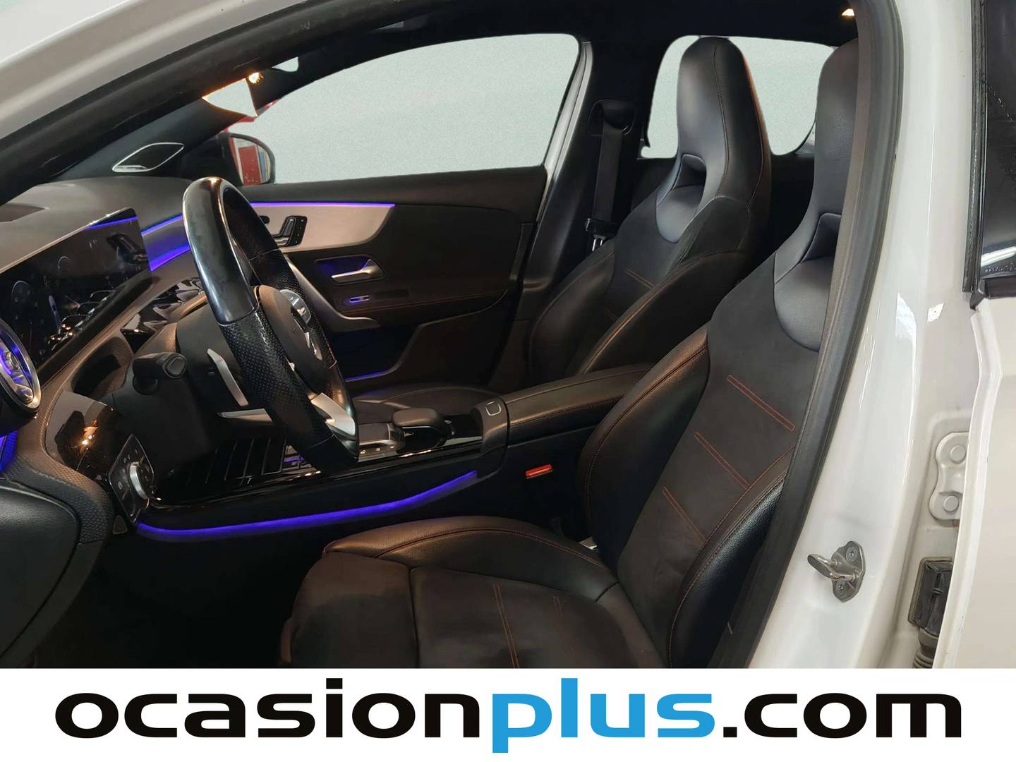 Foto asientos delanteros Mercedes Clase A Mercedes Clase A 180 d (116 CV) Pack AMG