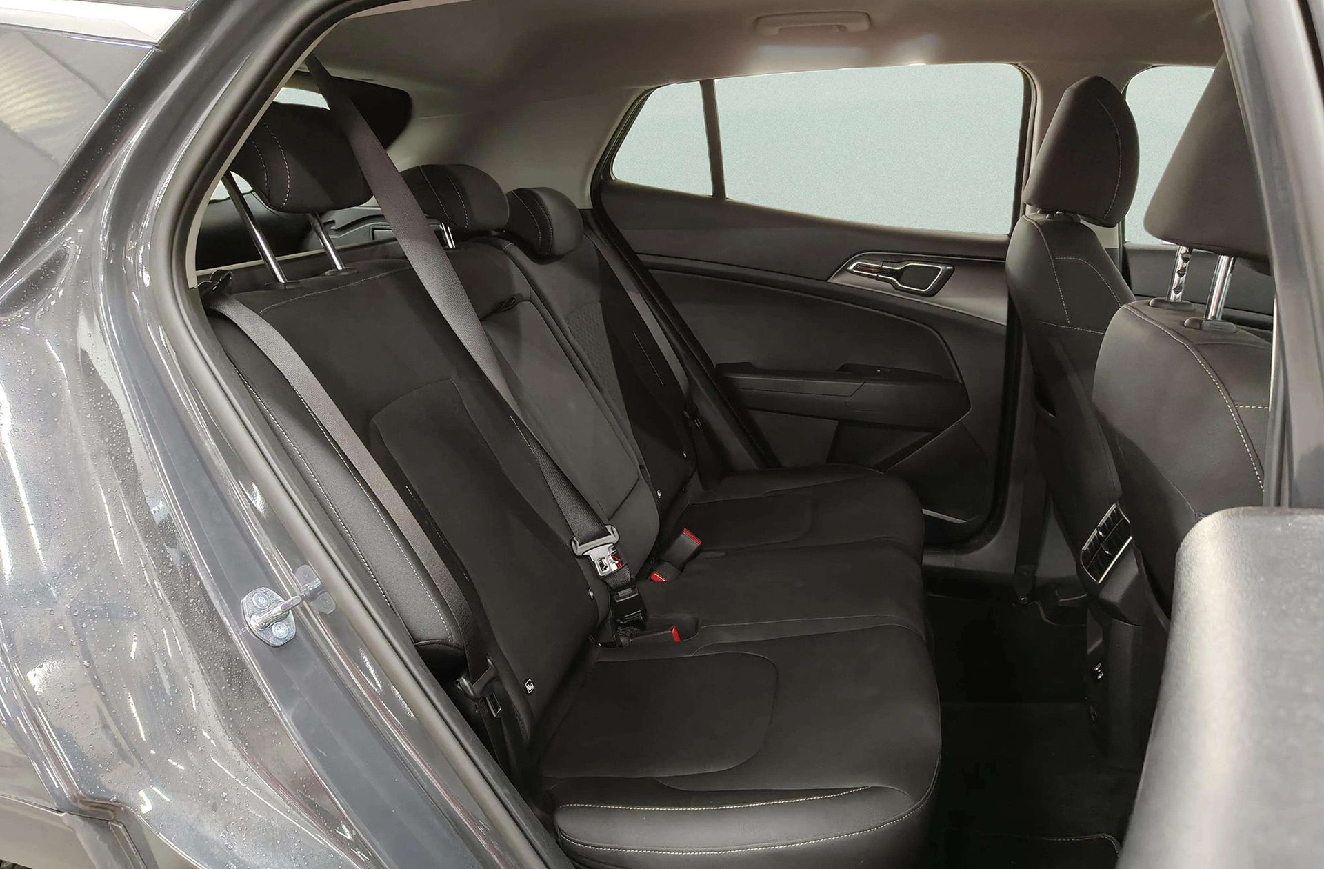 Kia Sportage 1.6 T-GDi Concept 4x2 - foto 18