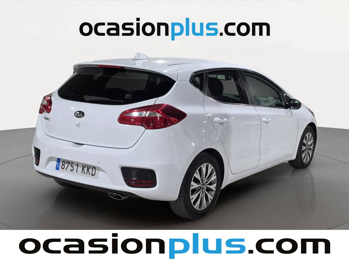 Foto trasera KIA Ceed KIA Ceed 1.4 CVVT Tech (100 CV) derecha