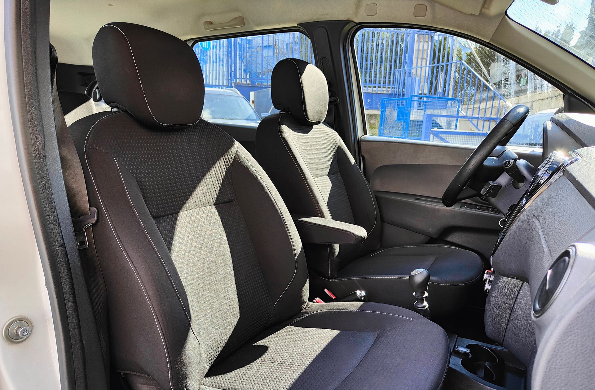 Dacia Lodgy Comfort Blue dCi - foto 16
