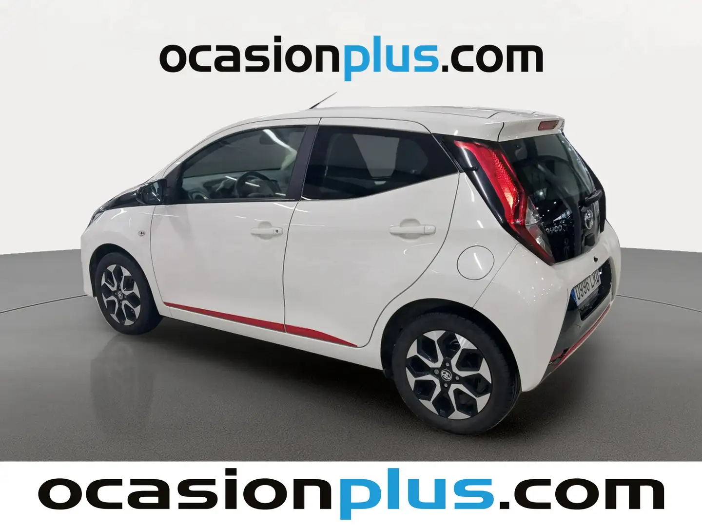 Foto Toyota Aygo Toyota Aygo 1.0 70 x-play (72 CV)