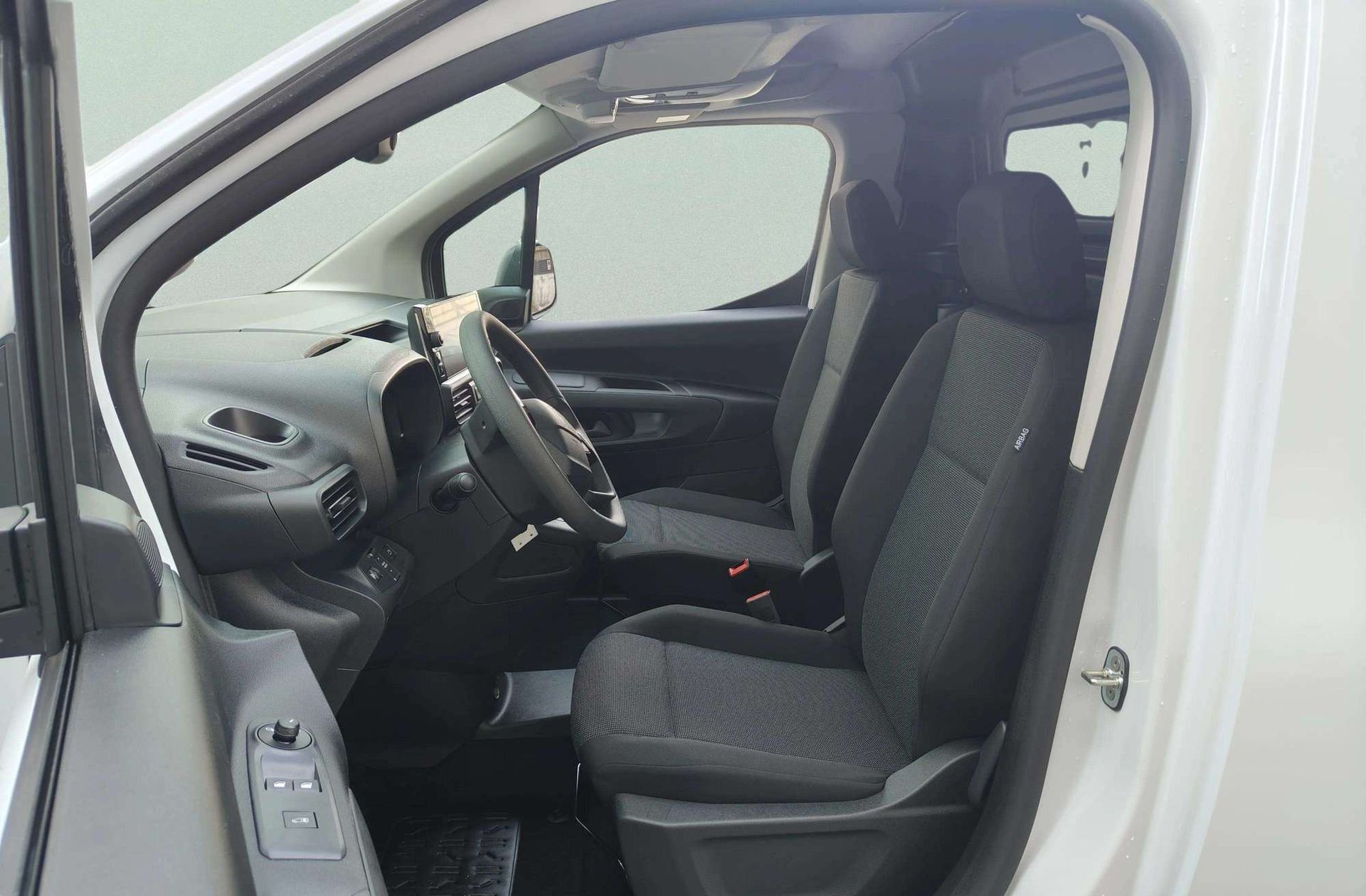 Fiat Doblò Furgon BlueHDi M - foto 9
